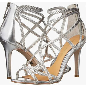 Badgley Mischka Evoke Dress Sandal High Heel Silver Metallic Size 6.5 Women's